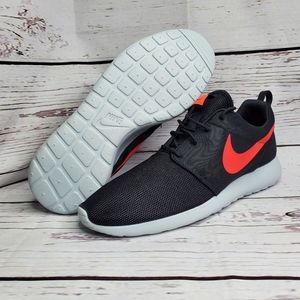 Nike Roshe One Men's Shoes Black/Solar Red Sz 11.5